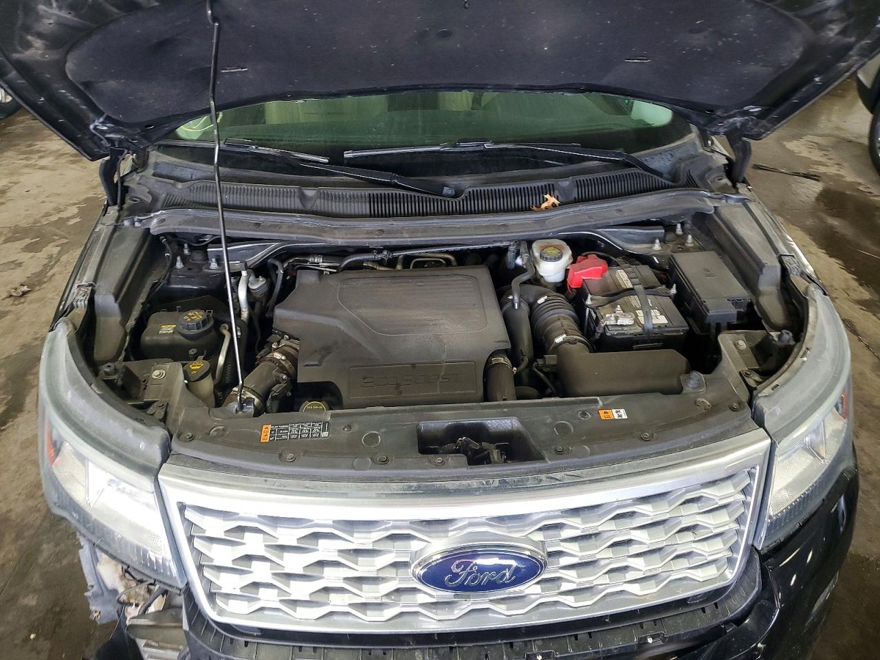 Ford Explorer Platinum