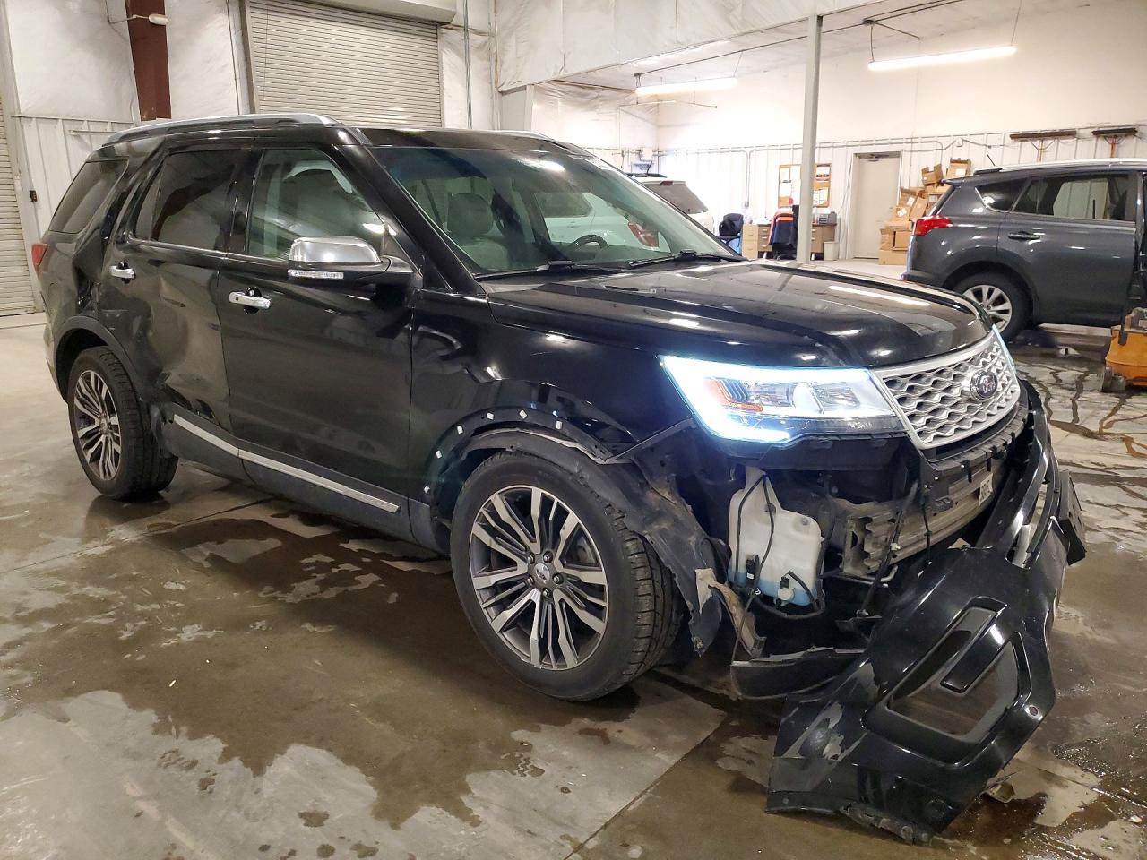 Ford Explorer Platinum