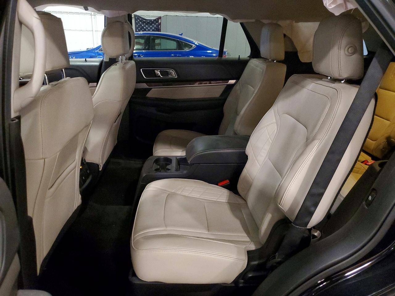 Ford Explorer Platinum