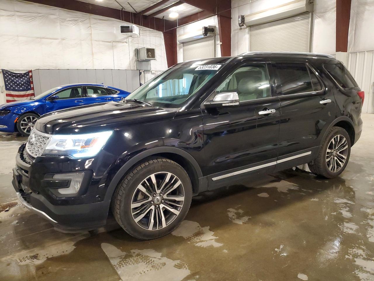 Salvage Ford Explorer Image