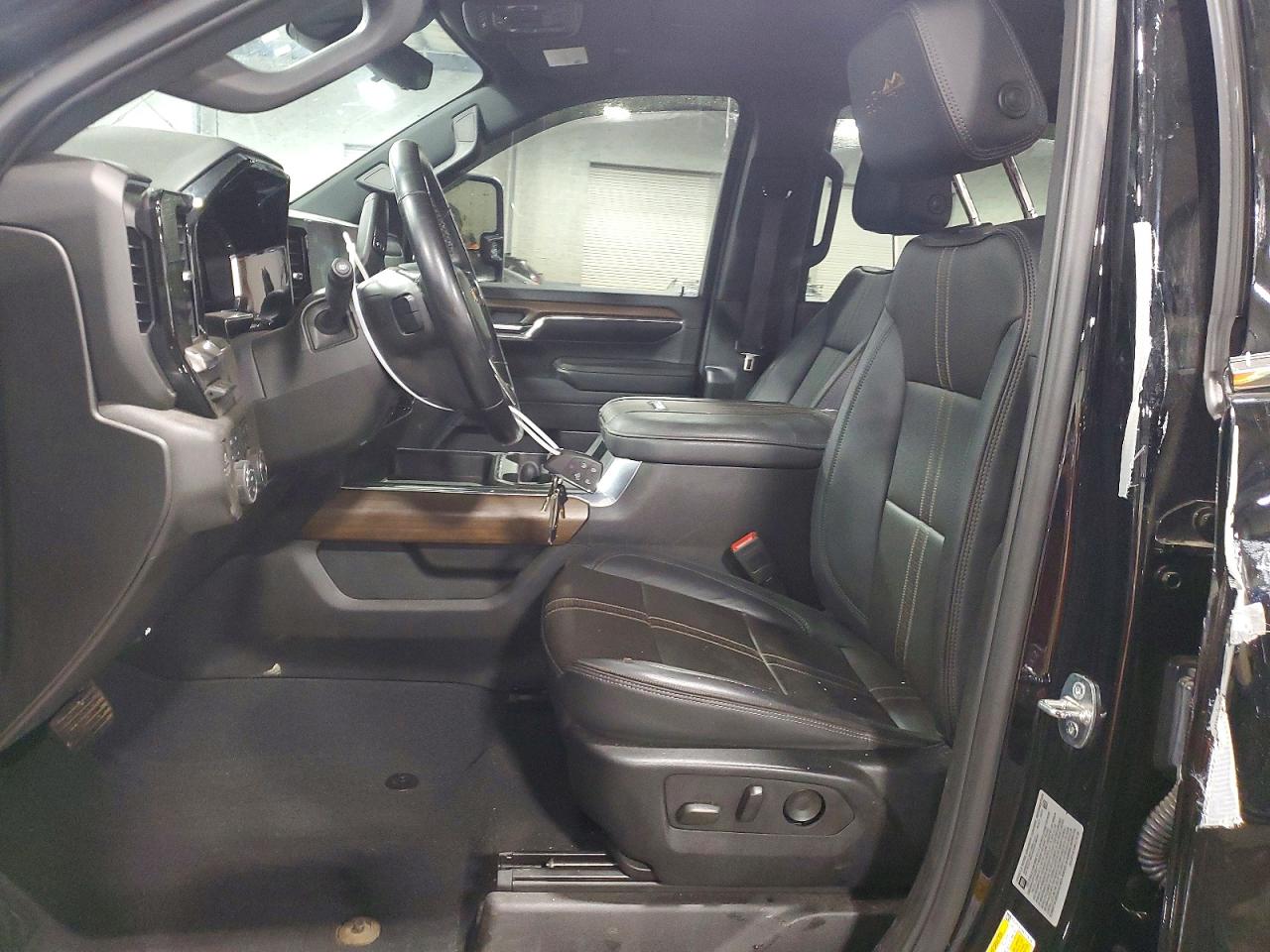 Chevrolet Silverado K3500 High Country