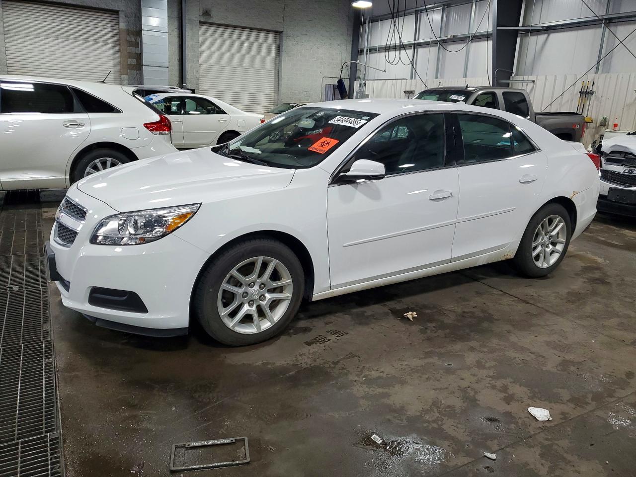 Salvage Chevrolet Malibu Image