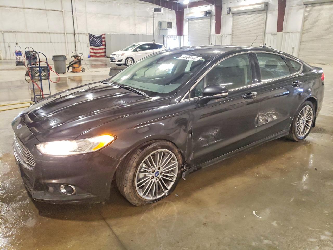 Salvage Ford Fusion Image