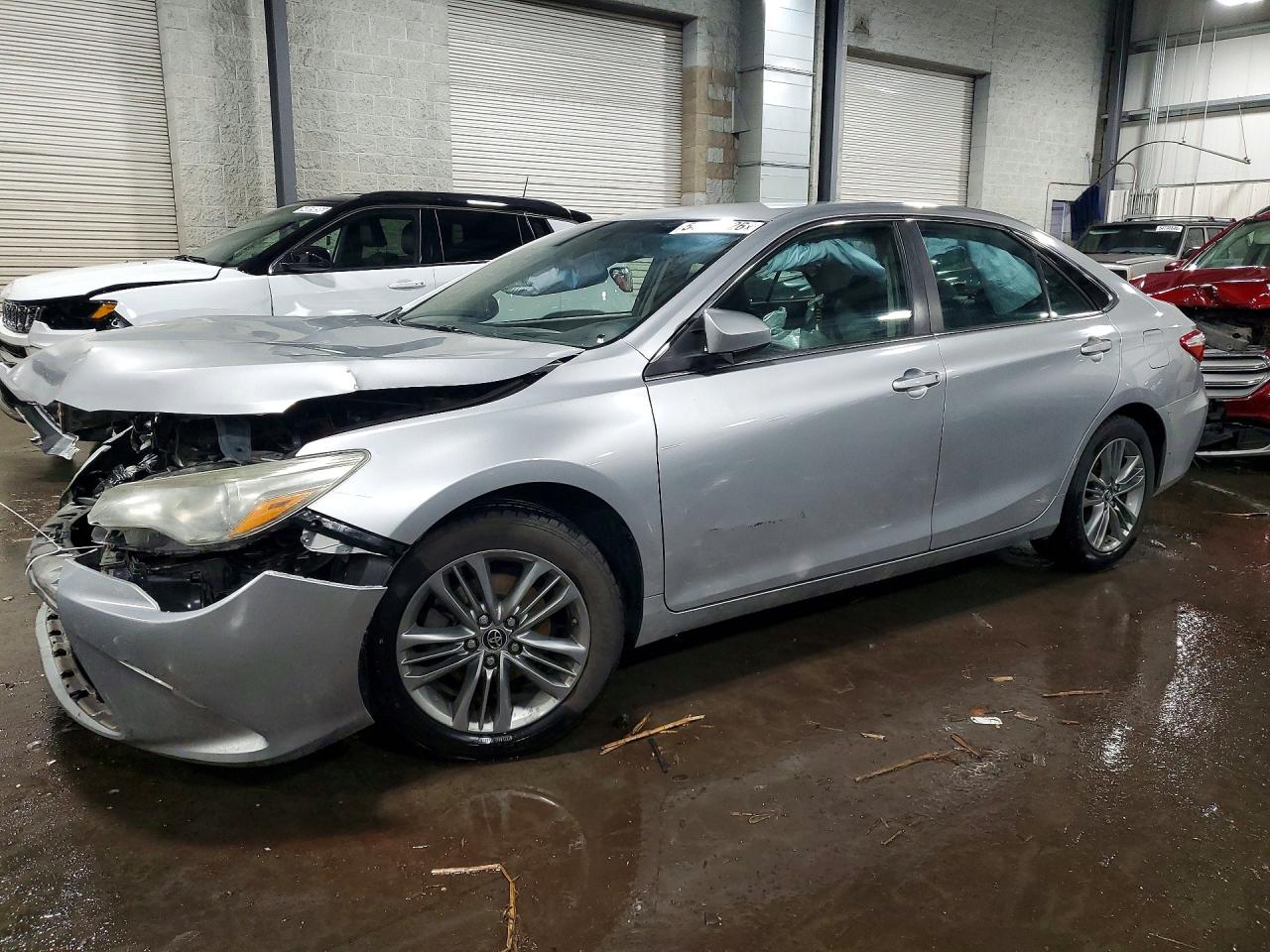 Salvage Chrysler 200 Image