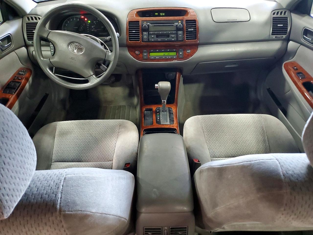 Toyota Camry Xle