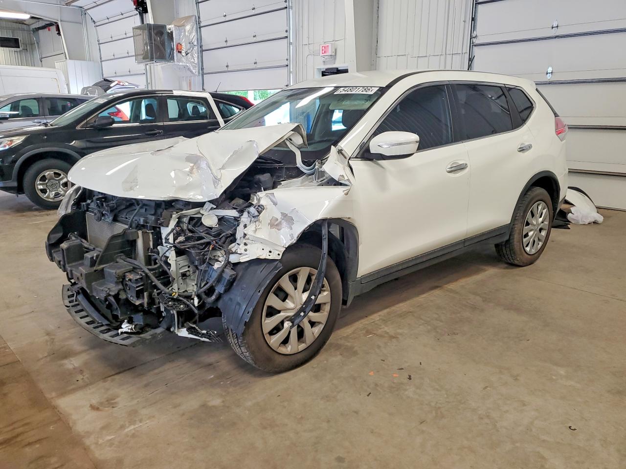 Salvage Nissan Rogue Image