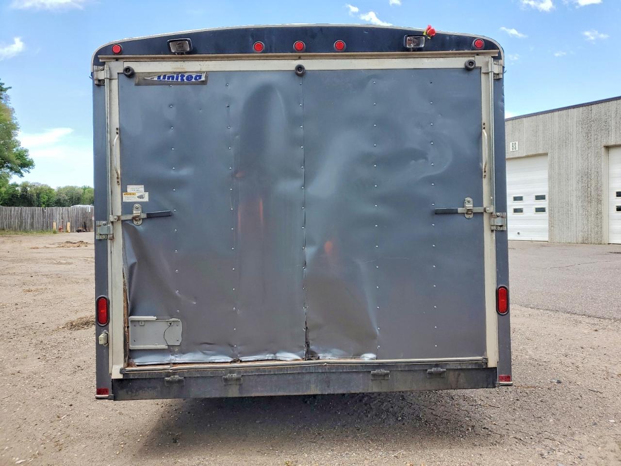 United Expressline Trailer