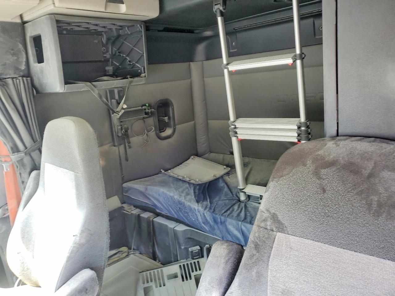 Freightliner Cascadia 126