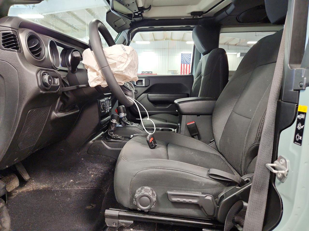 Jeep Wrangler Sport