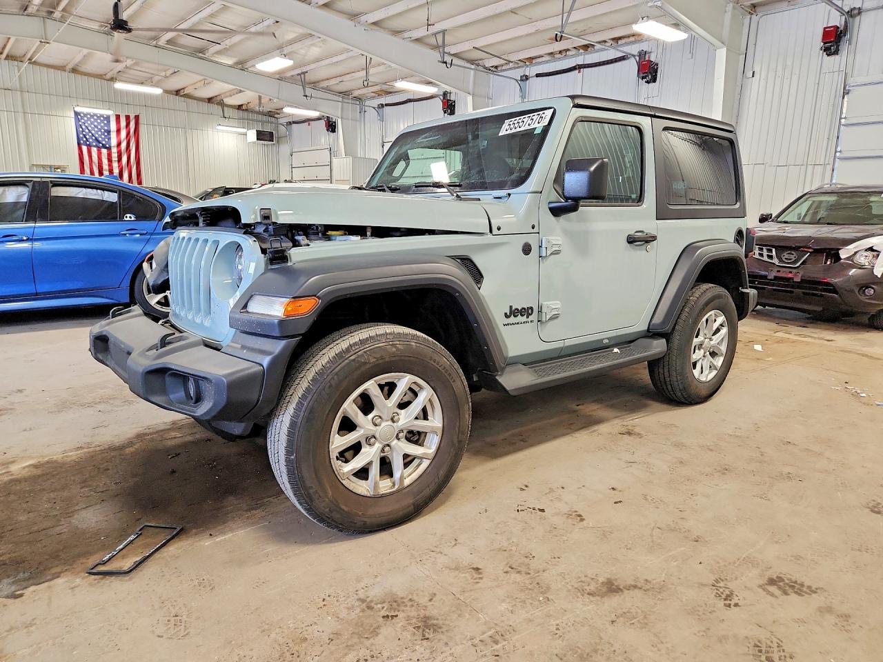 Salvage Jeep Wrangler Image