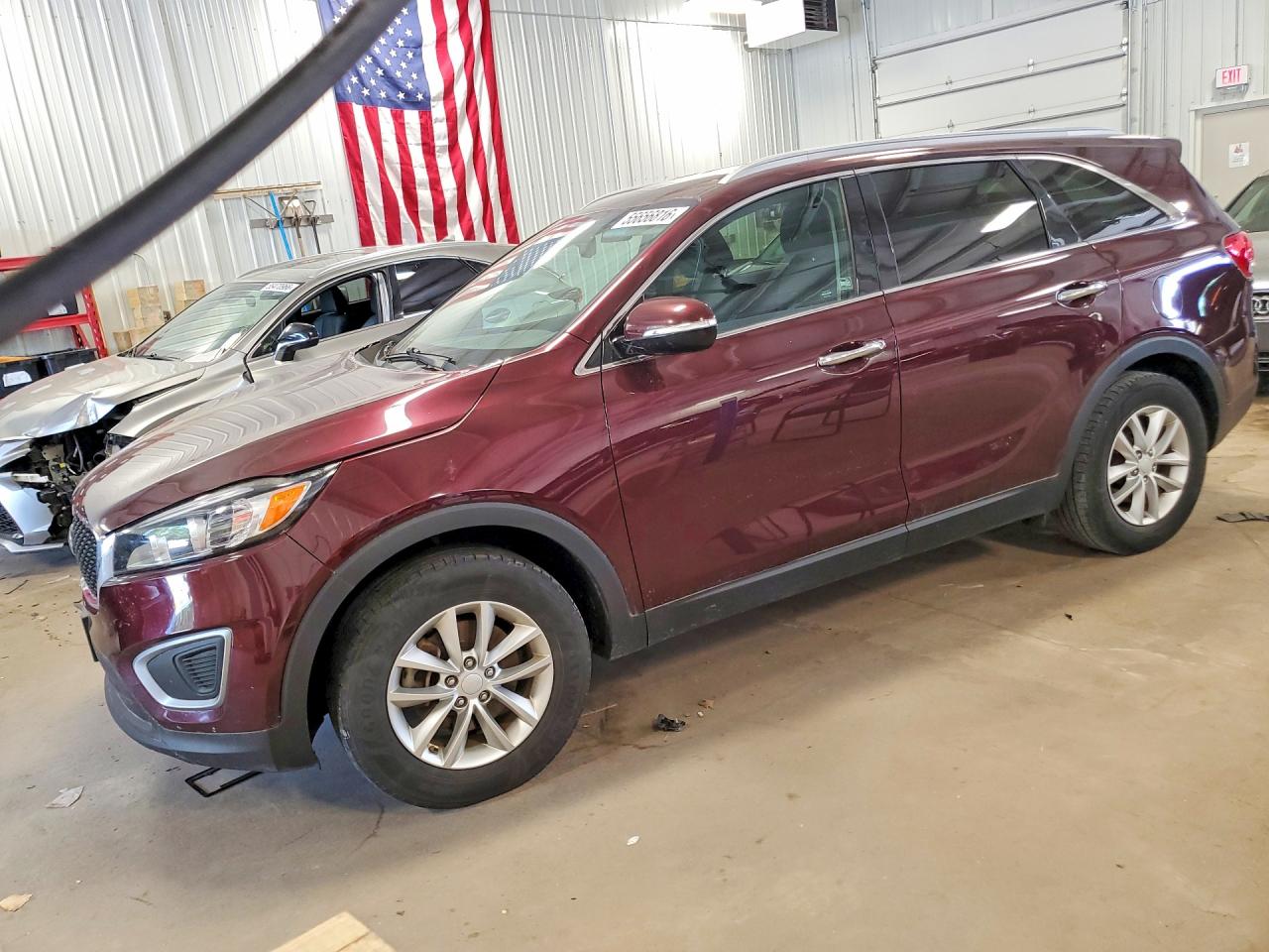 Salvage Kia Sorento Image