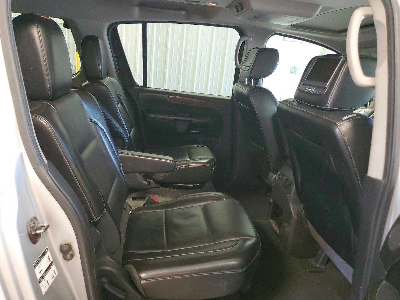 Nissan Armada Platinum