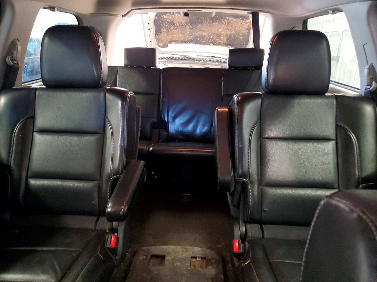 Nissan Armada Platinum