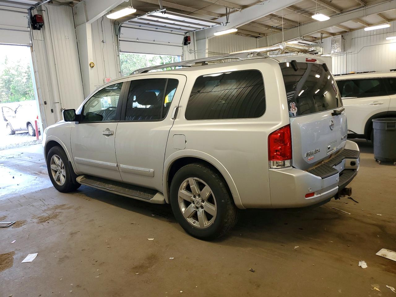 Nissan Armada Platinum