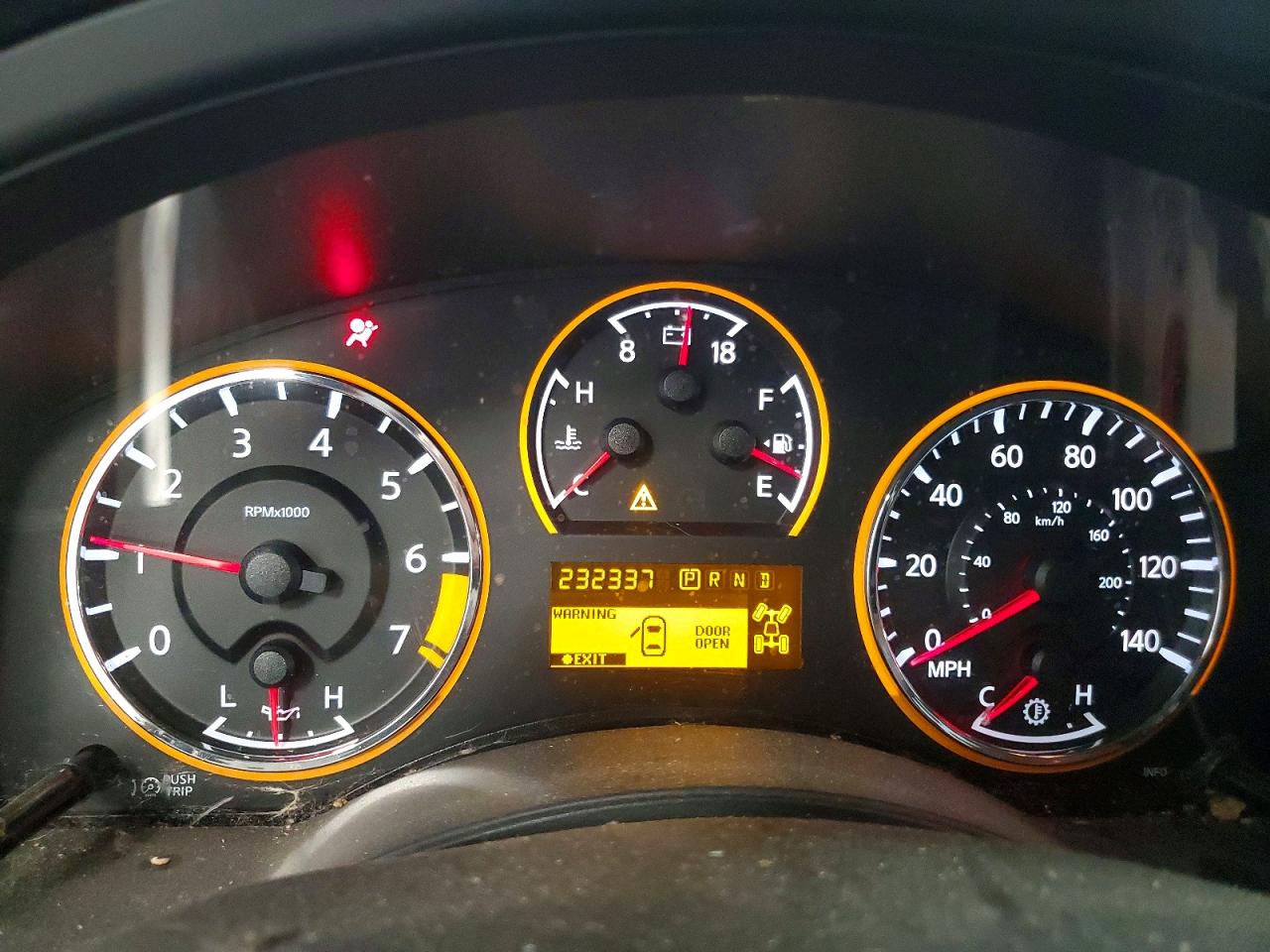 Nissan Armada Platinum