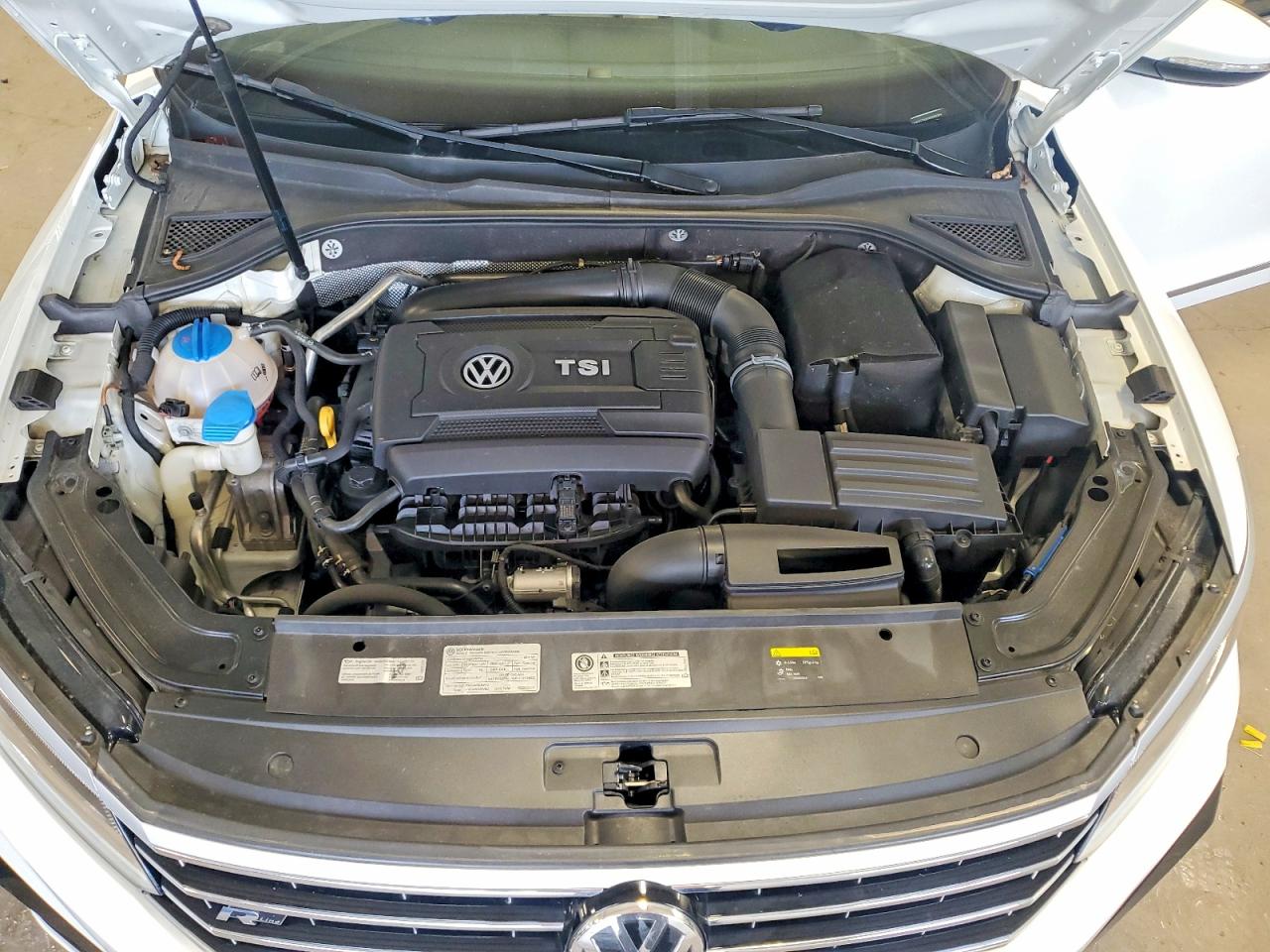 Volkswagen Passat R-line