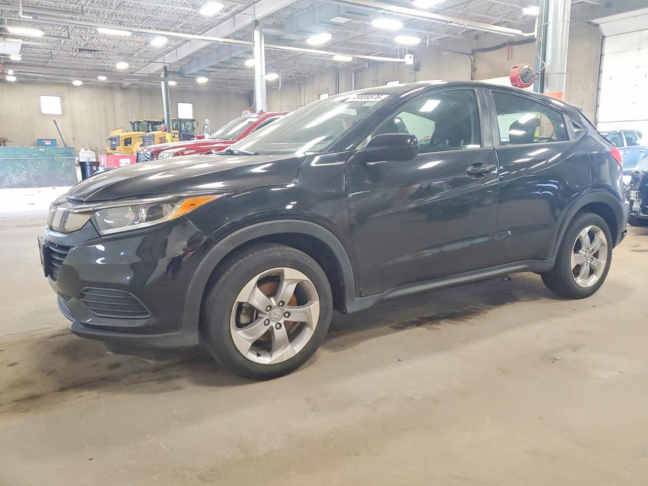Salvage Honda HR-V Image