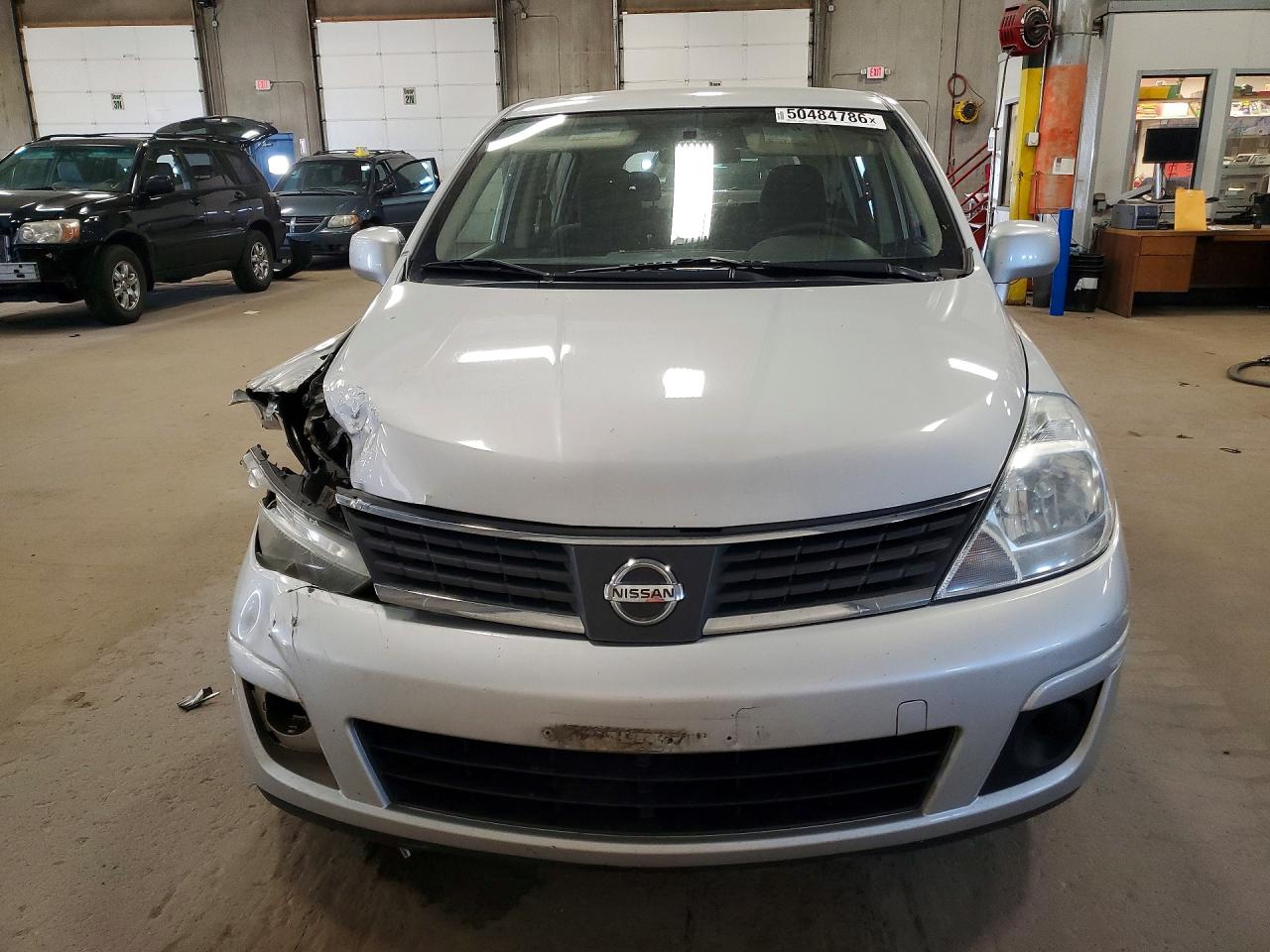 Nissan Versa 1.8 S