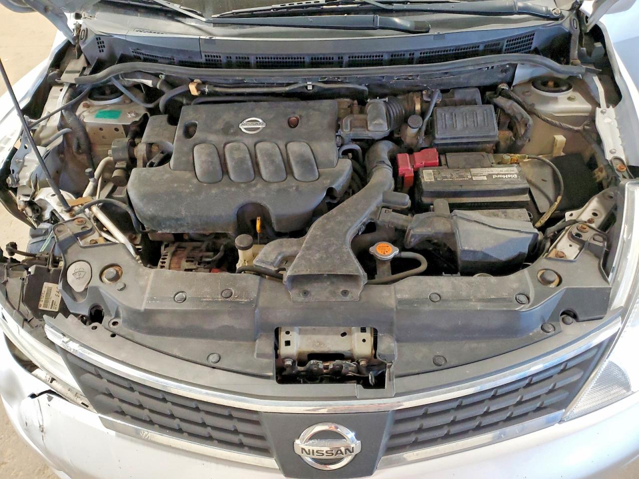 Nissan Versa 1.8 S