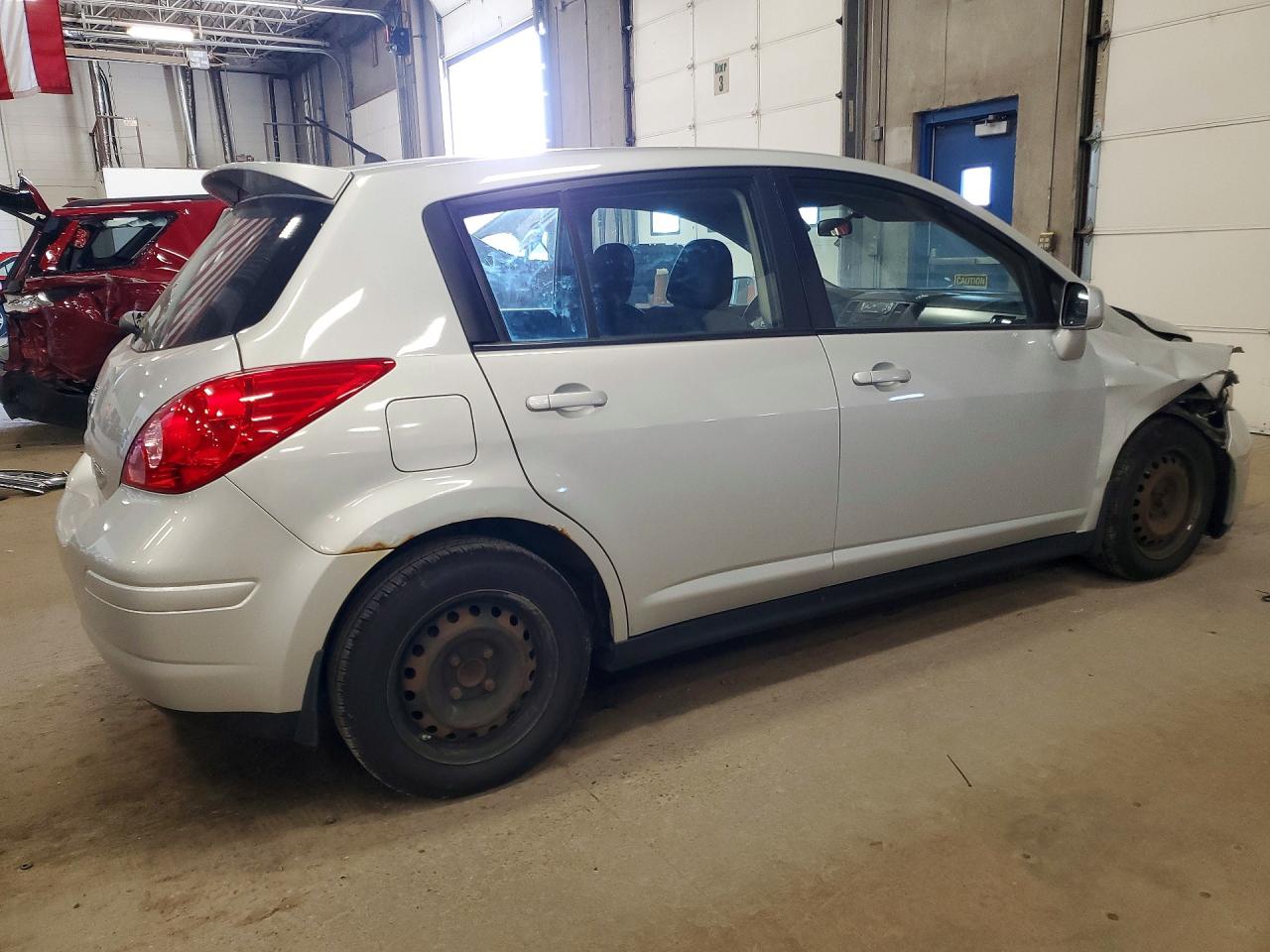 Nissan Versa 1.8 S