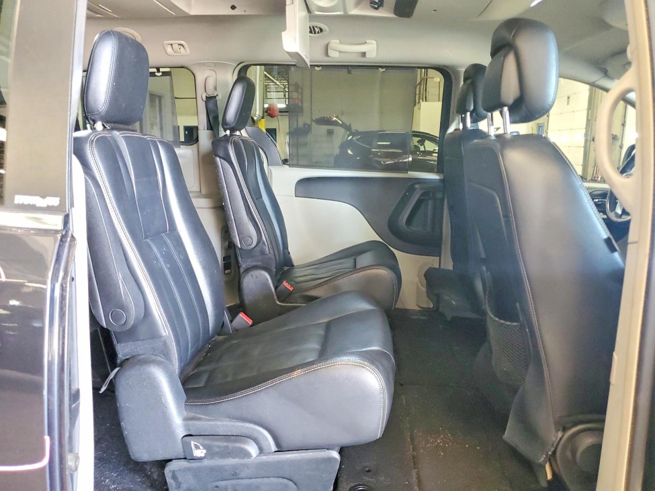Chrysler Minivan Touring