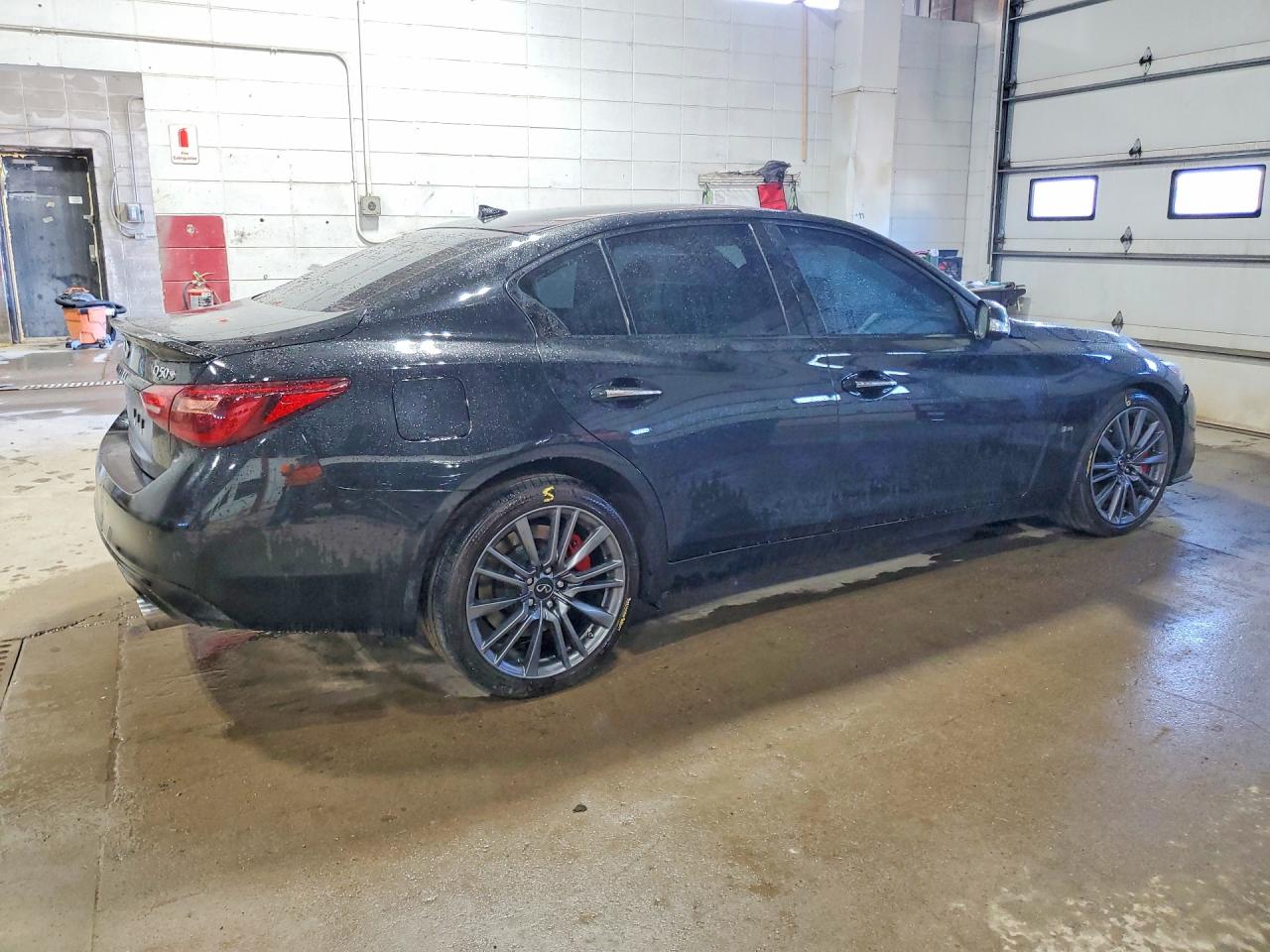INFINITI Q50 Red Sport 400