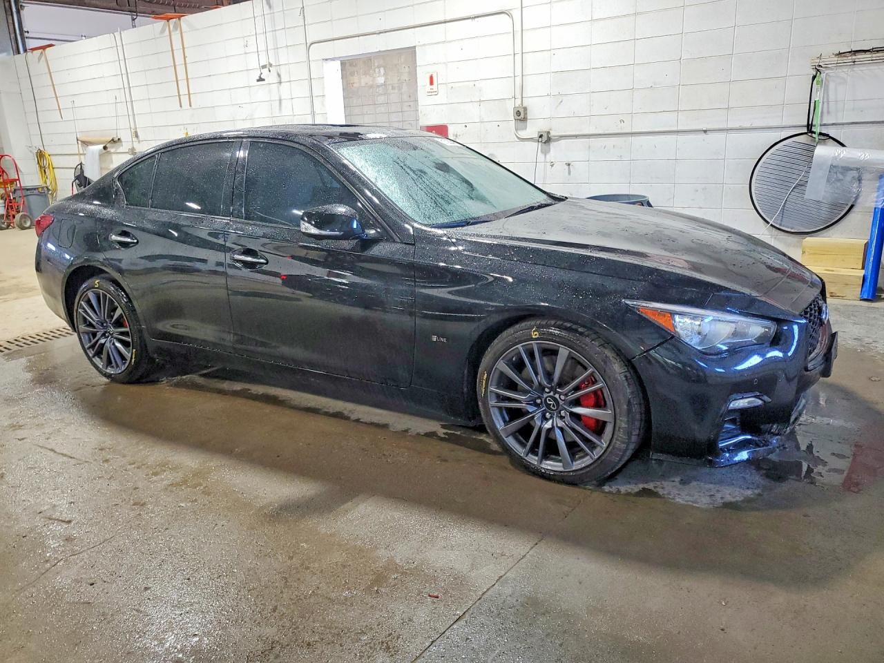 INFINITI Q50 Red Sport 400