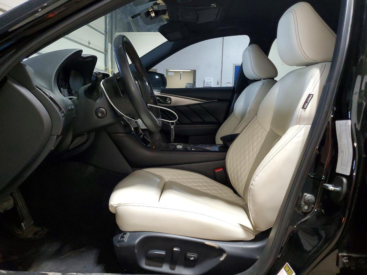 INFINITI Q50 Red Sport 400