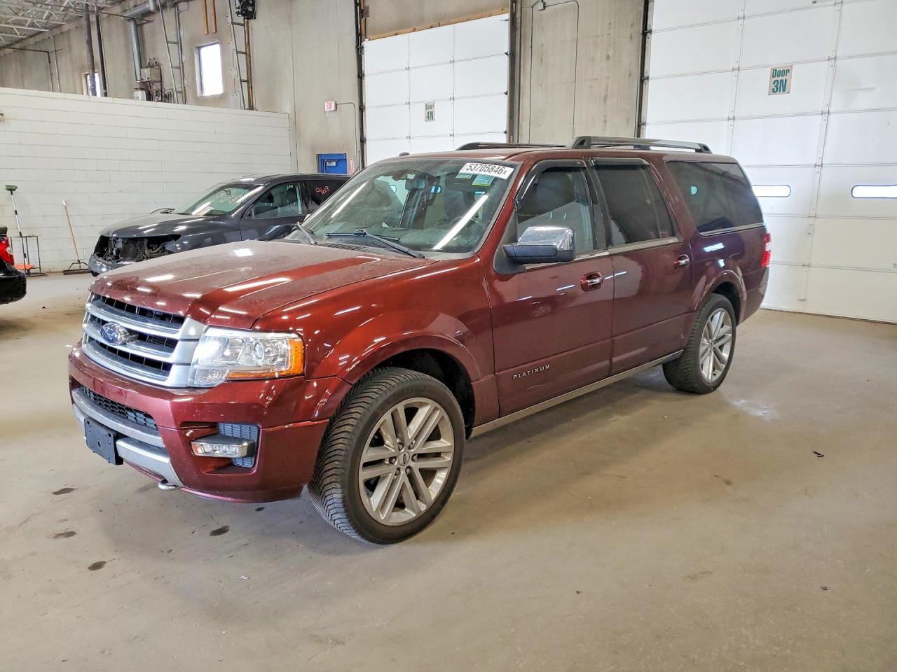 Salvage Ford Expedition Image