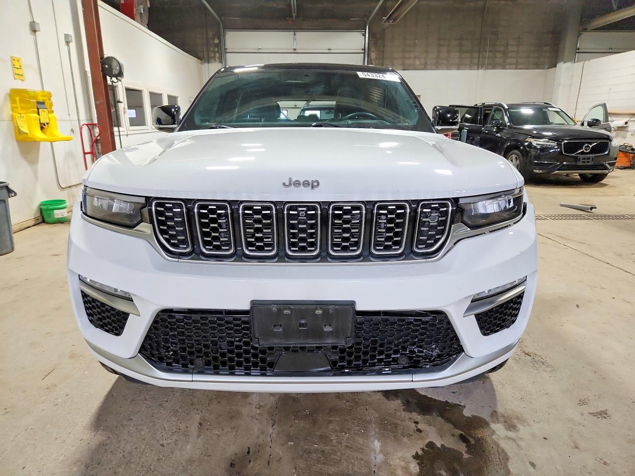 Jeep Cherokee Summit