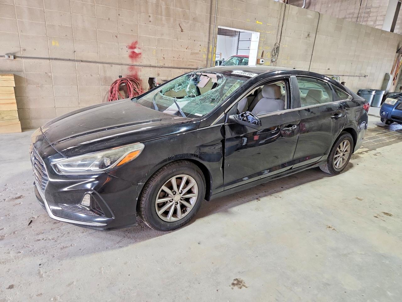 Salvage Hyundai SONATA Image