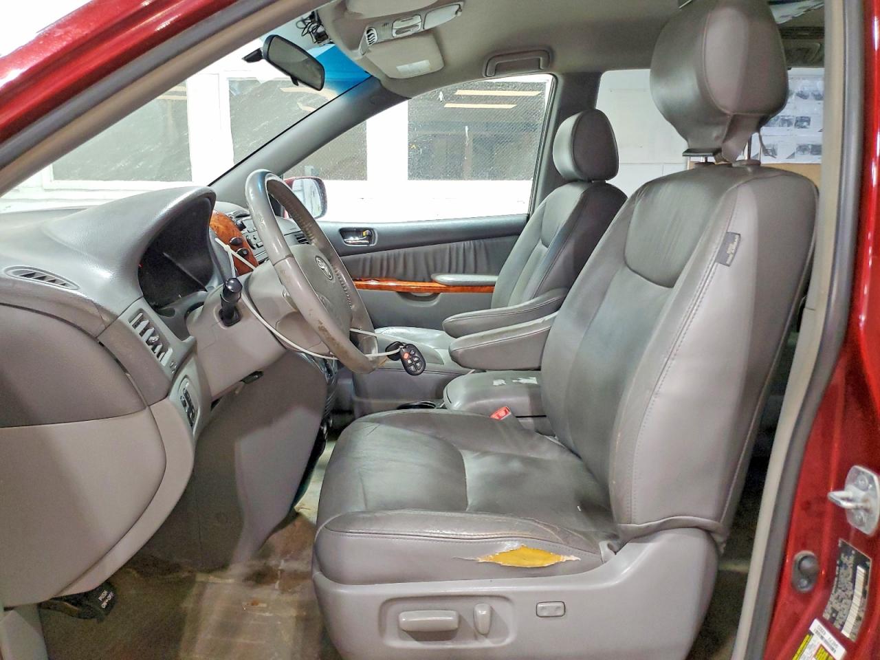 Toyota Sienna Xle