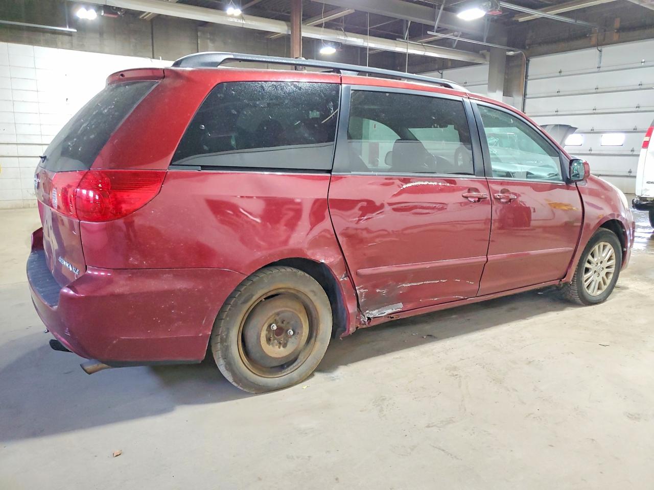 Toyota Sienna Xle