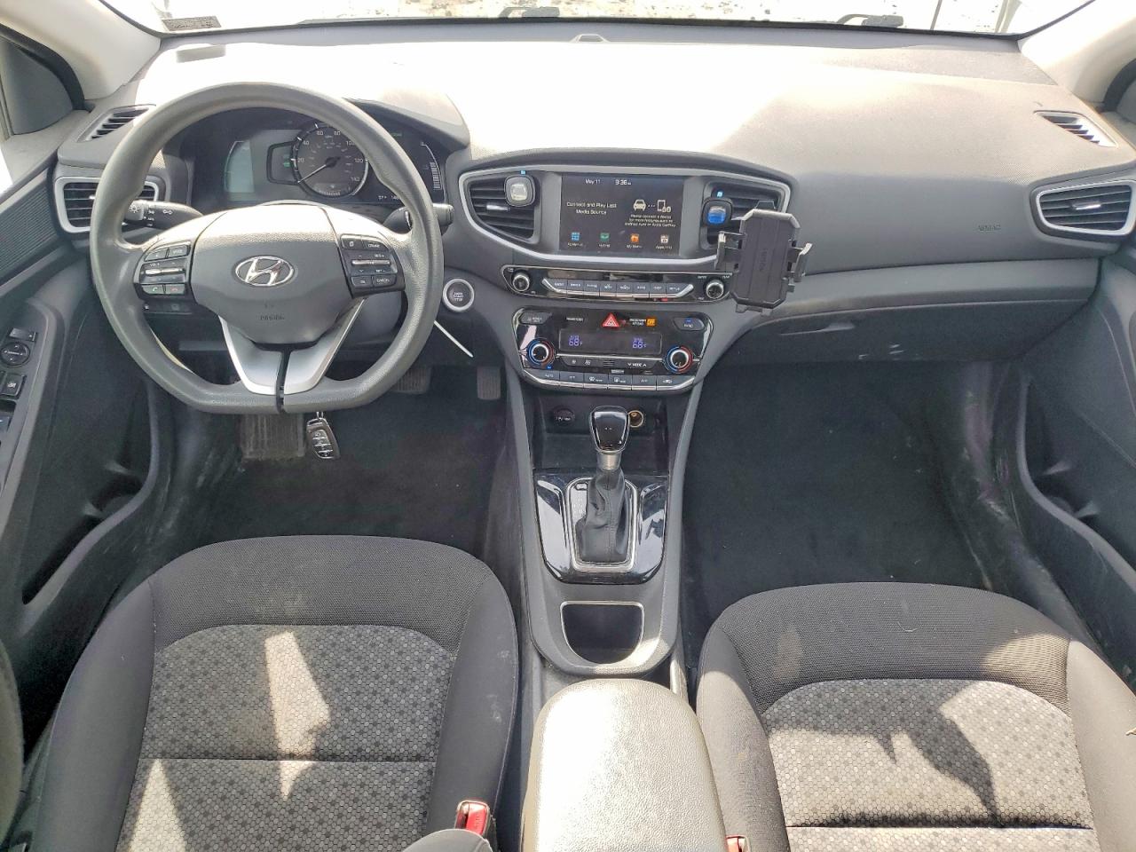 Hyundai Ioniq Blue