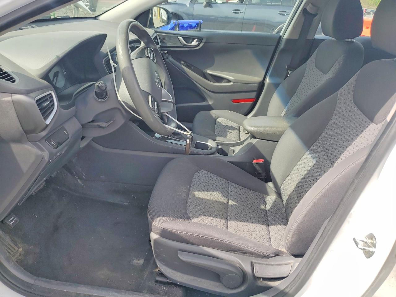 Hyundai Ioniq Blue