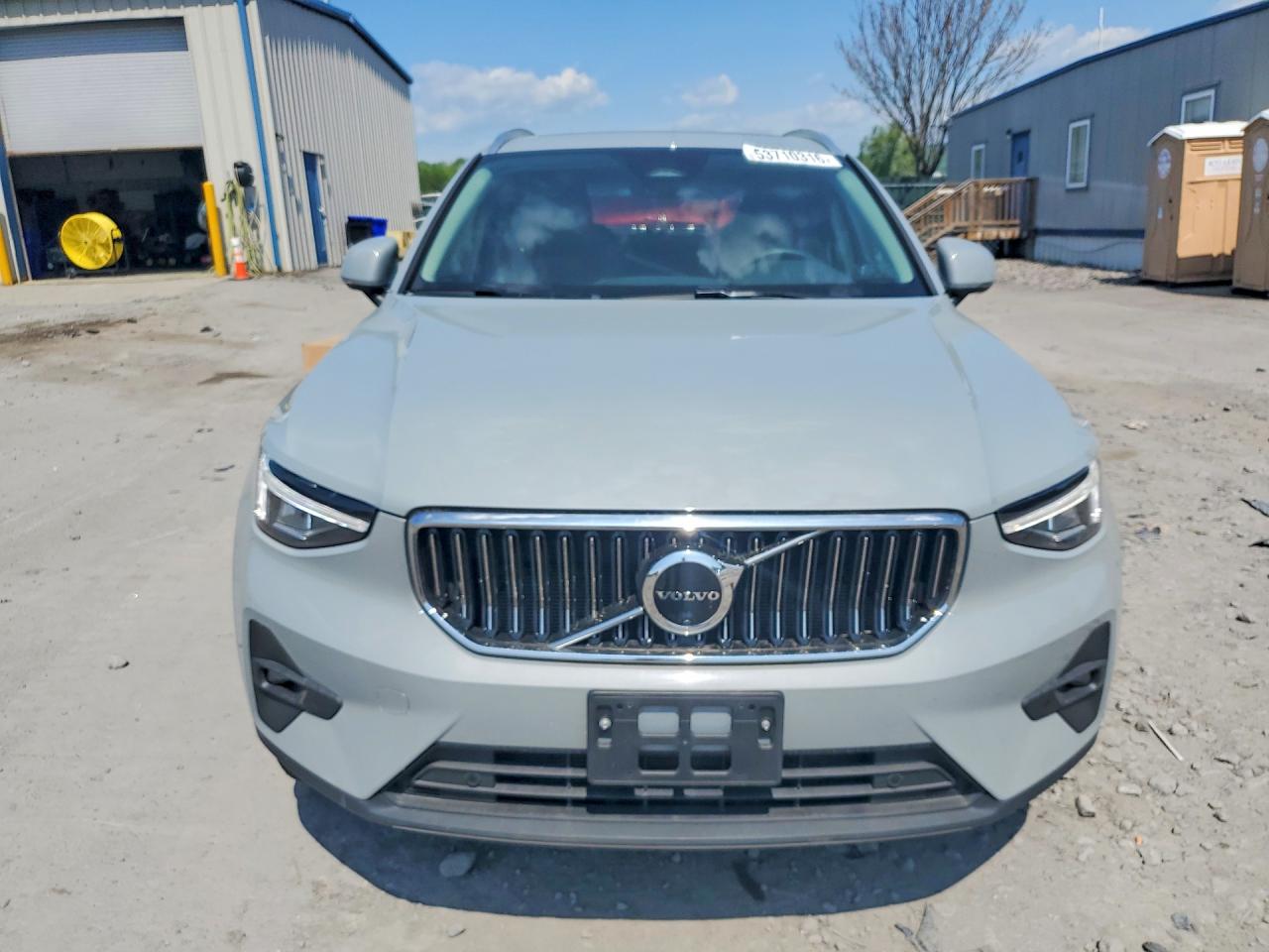 Volvo XC40 Plus