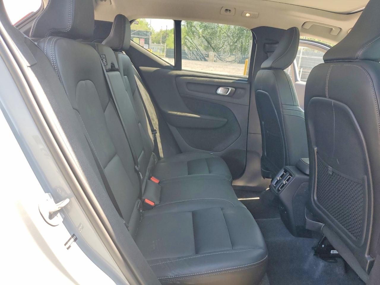 Volvo XC40 Plus