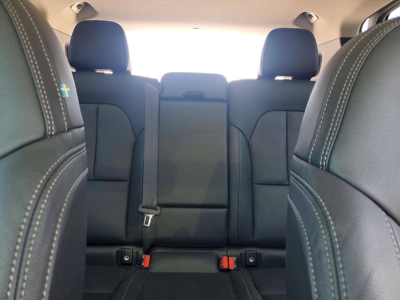 Volvo XC40 Plus