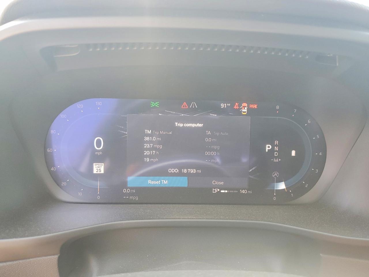Volvo XC40 Plus