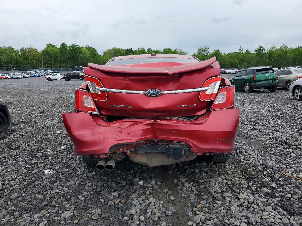 Ford Taurus Limited