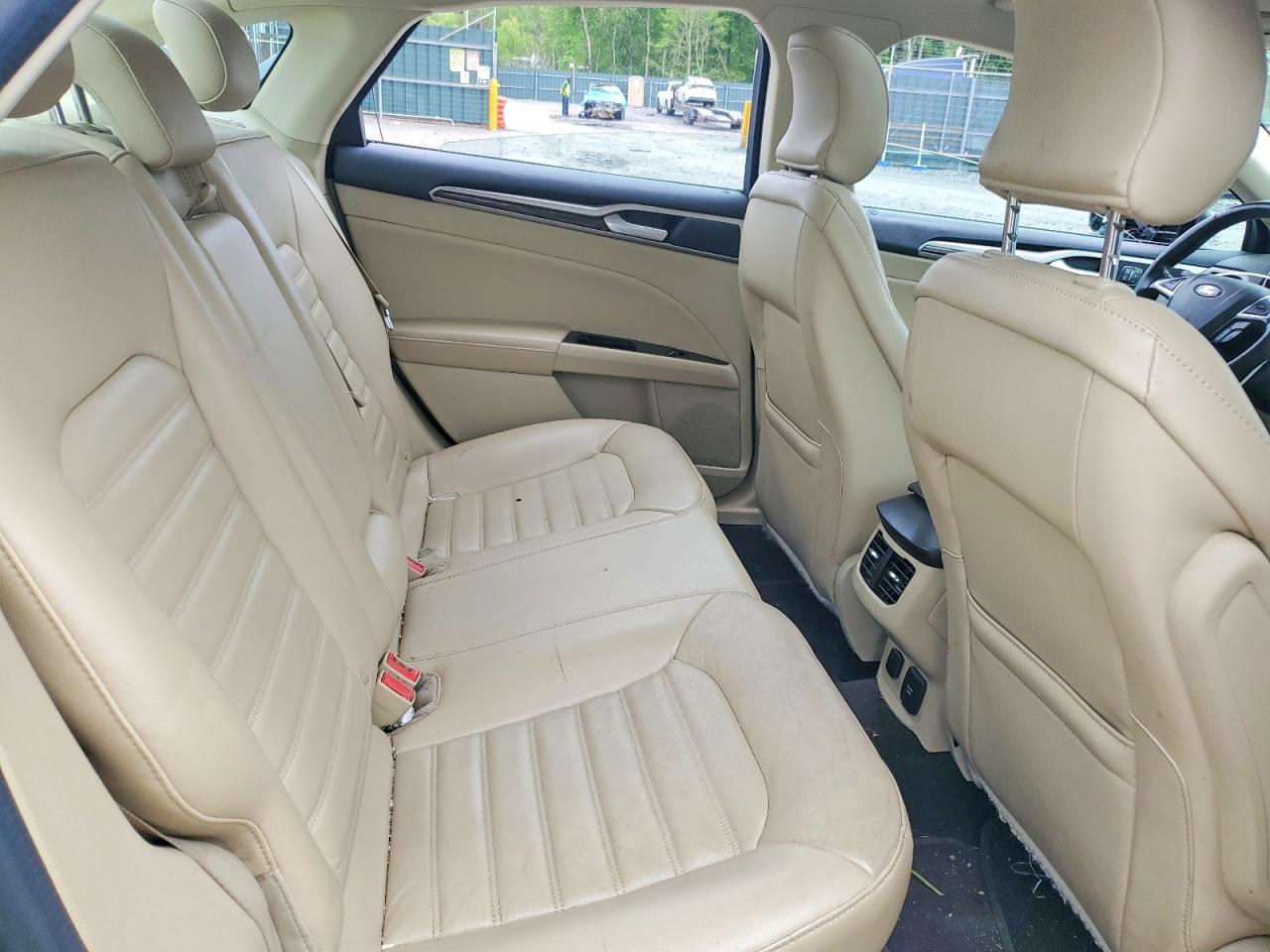 Ford Fusion Se