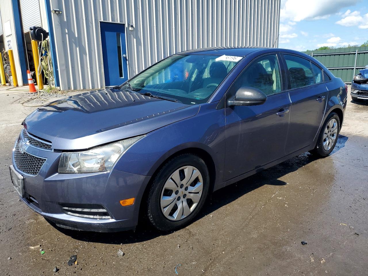 Salvage Chevrolet Cruze Image