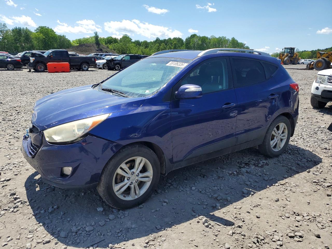 Salvage Hyundai TUCSON Image