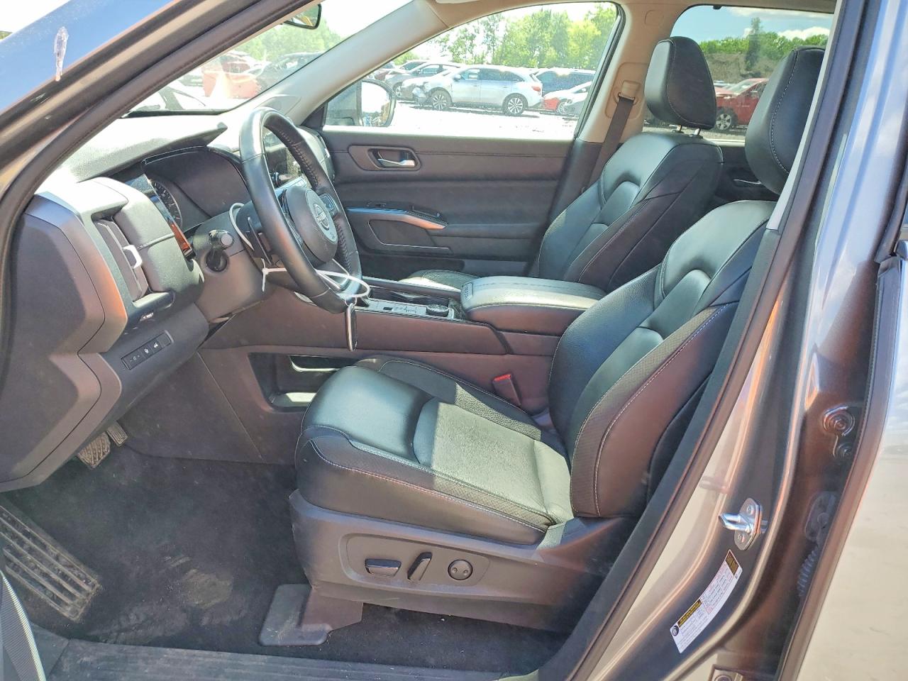 Nissan Pathfinder Sl