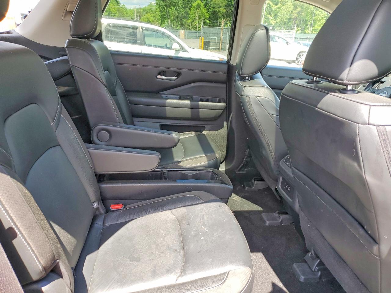 Nissan Pathfinder Sl