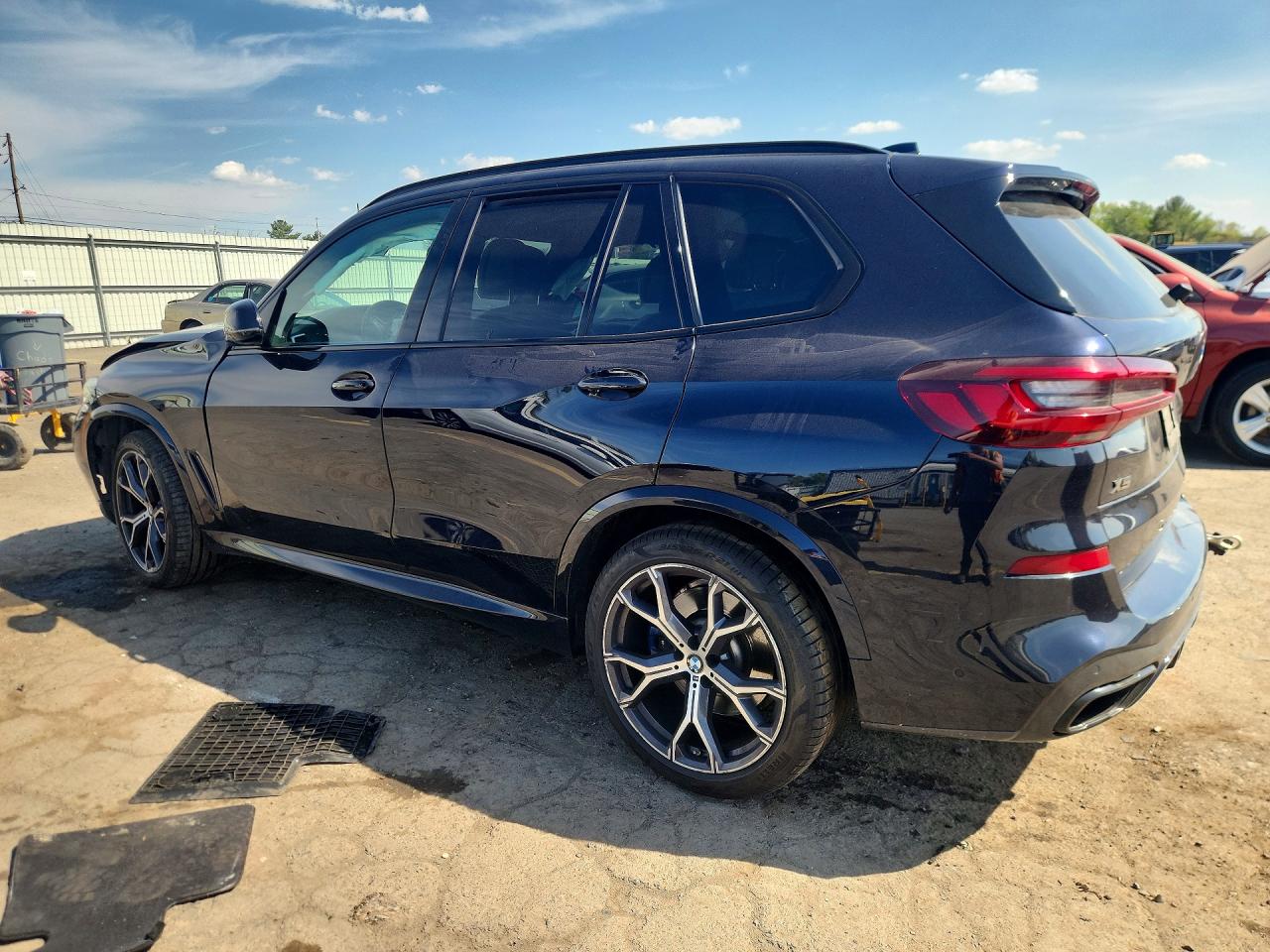 BMW X Series M50i