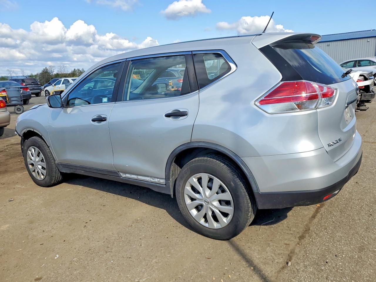 Nissan Rogue S
