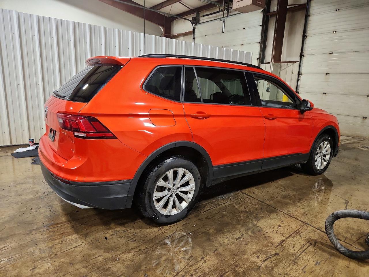 Volkswagen Tiguan S