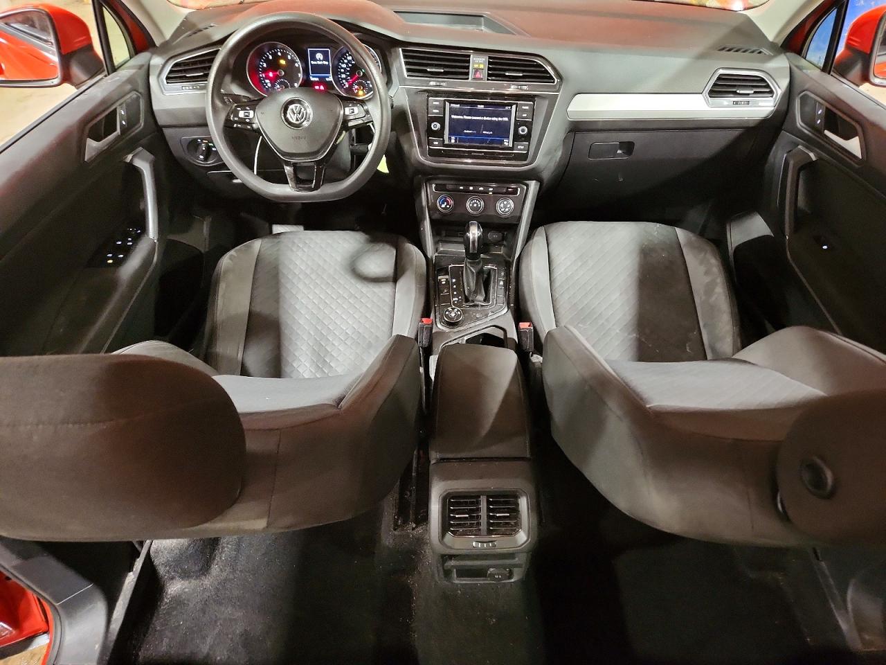 Volkswagen Tiguan S