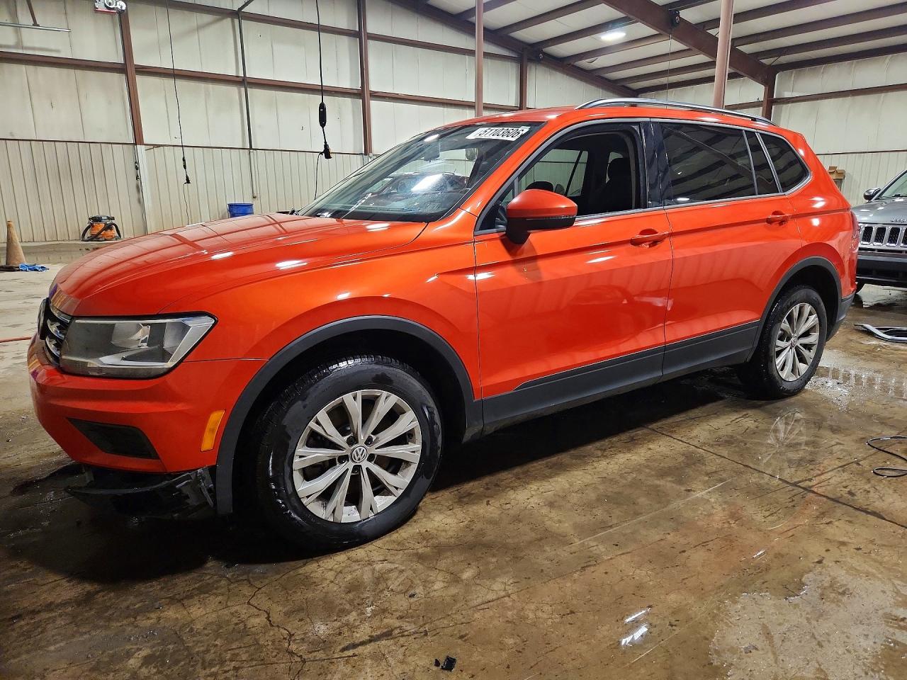 Salvage Volkswagen Tiguan Image